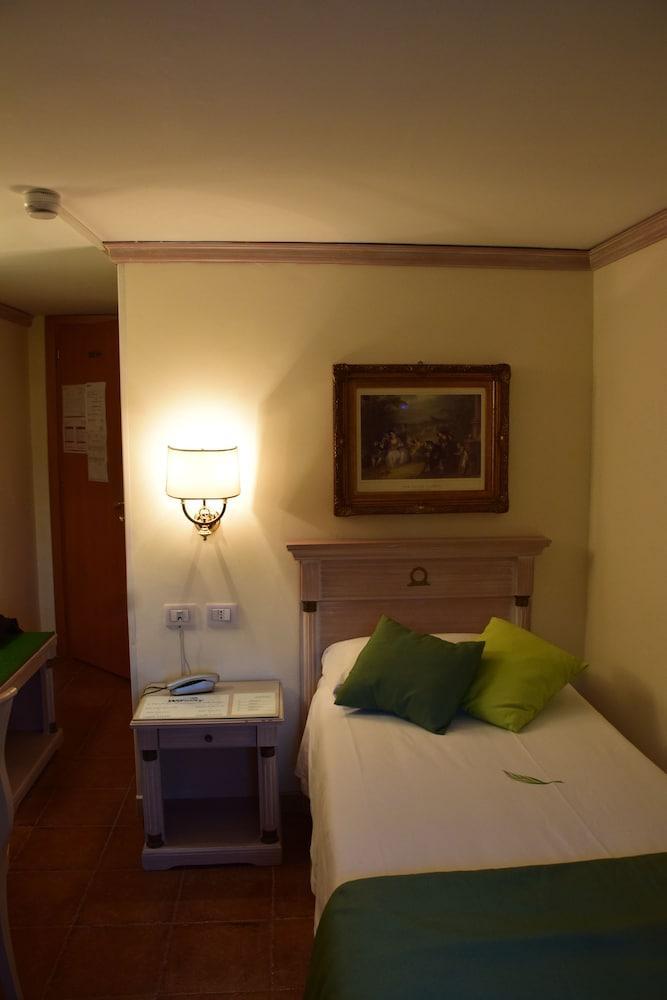 Hotel Mancini Park Roma