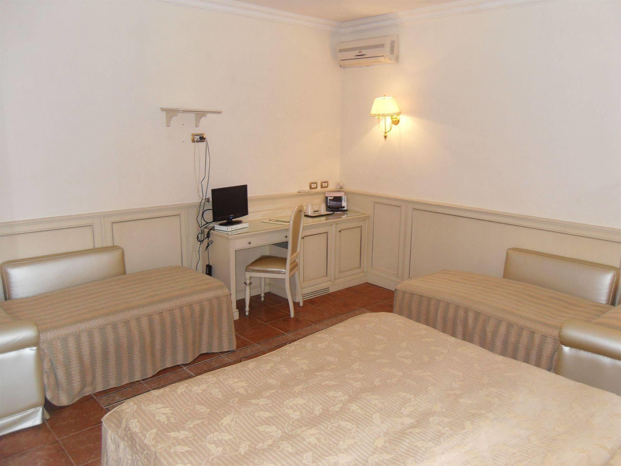 Mancini Park Hotel 4*