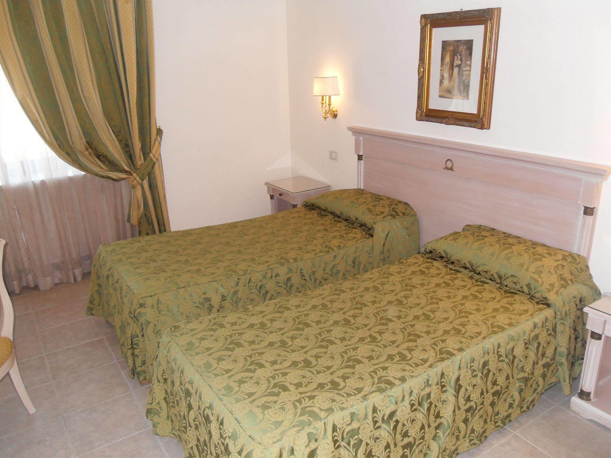 Mancini Park Hotel