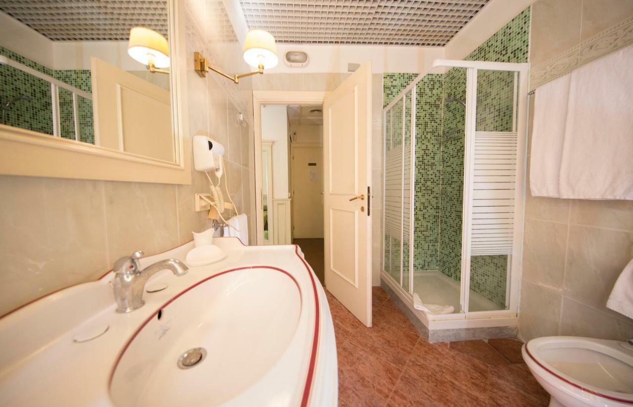 Hotel Mancini Park 4*